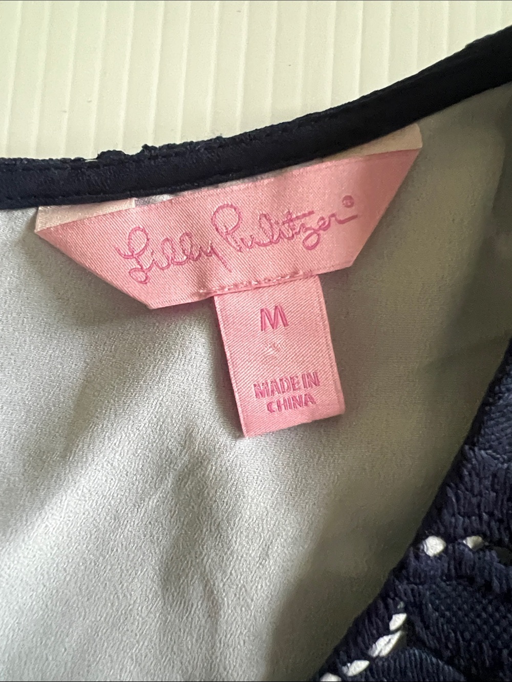 Lilly Pulitzer Navy Lace Sleeveless Women's Top - Picture 3 of 5